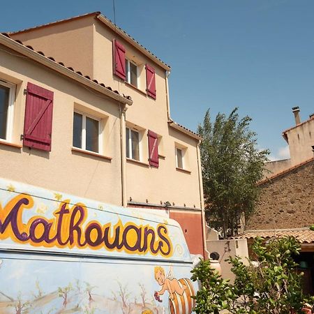 Gite Les Mathouans Latour-de-France Eksteriør billede
